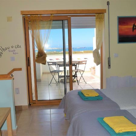 Surf House Baleal Bed & Breakfast ภายนอก รูปภาพ