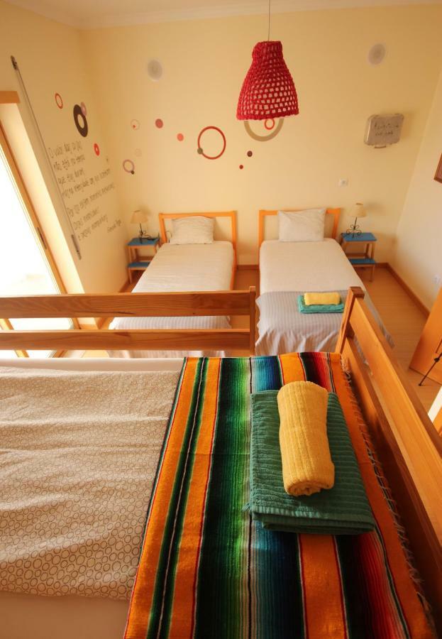 Surf House Baleal Bed & Breakfast ภายนอก รูปภาพ