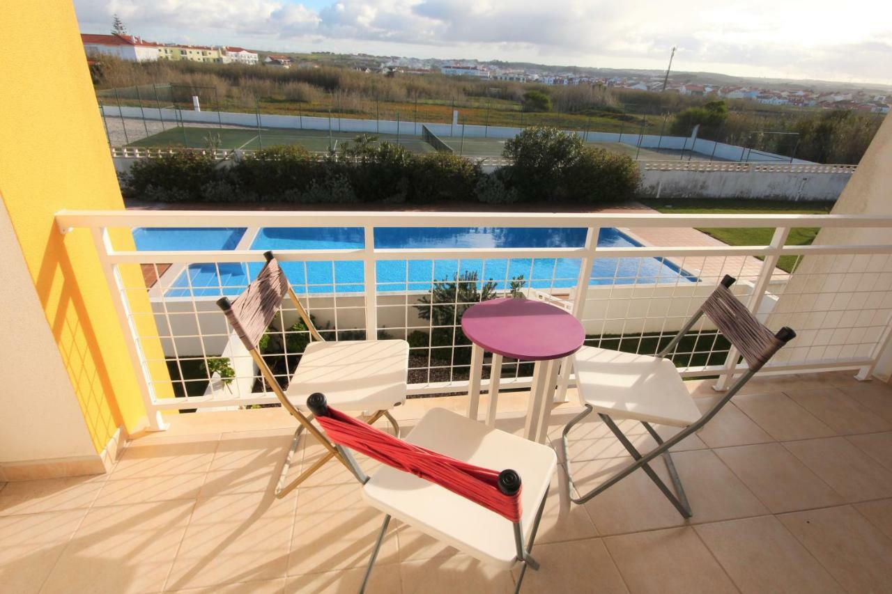 Surf House Baleal Bed & Breakfast ภายนอก รูปภาพ