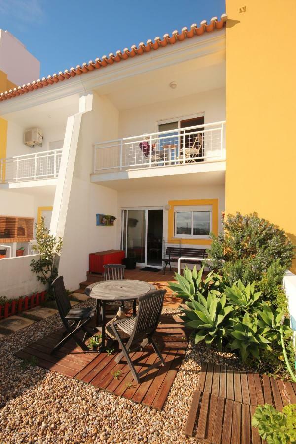 Surf House Baleal Bed & Breakfast ภายนอก รูปภาพ