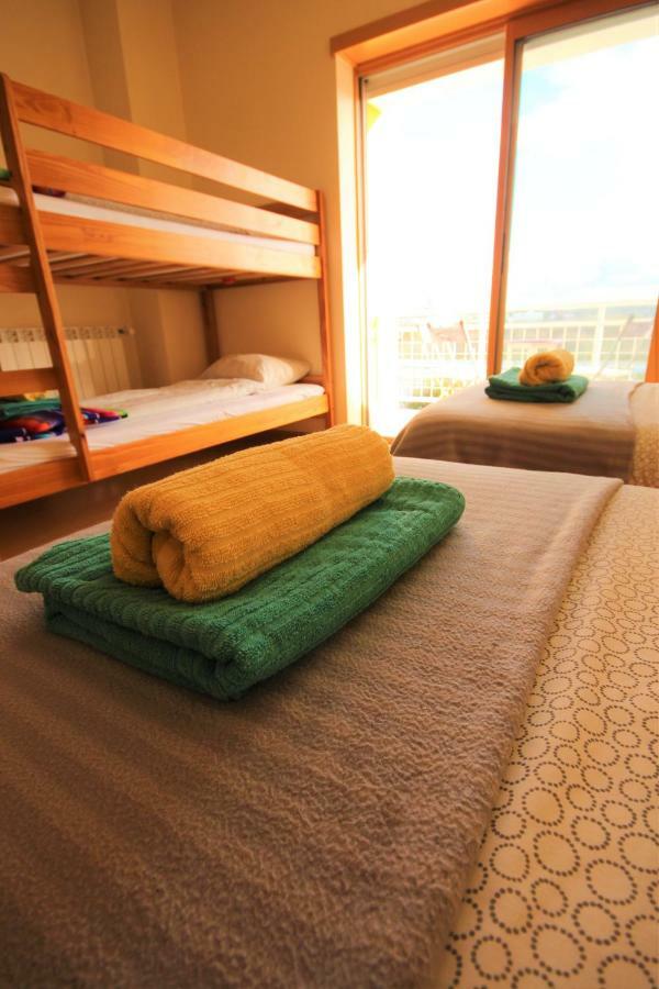 Surf House Baleal Bed & Breakfast ภายนอก รูปภาพ